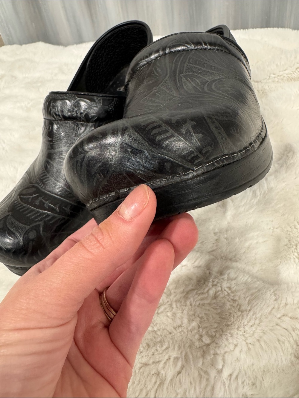 Dansko Professional Tooled Black Clog With Design - Picture 5 of 9